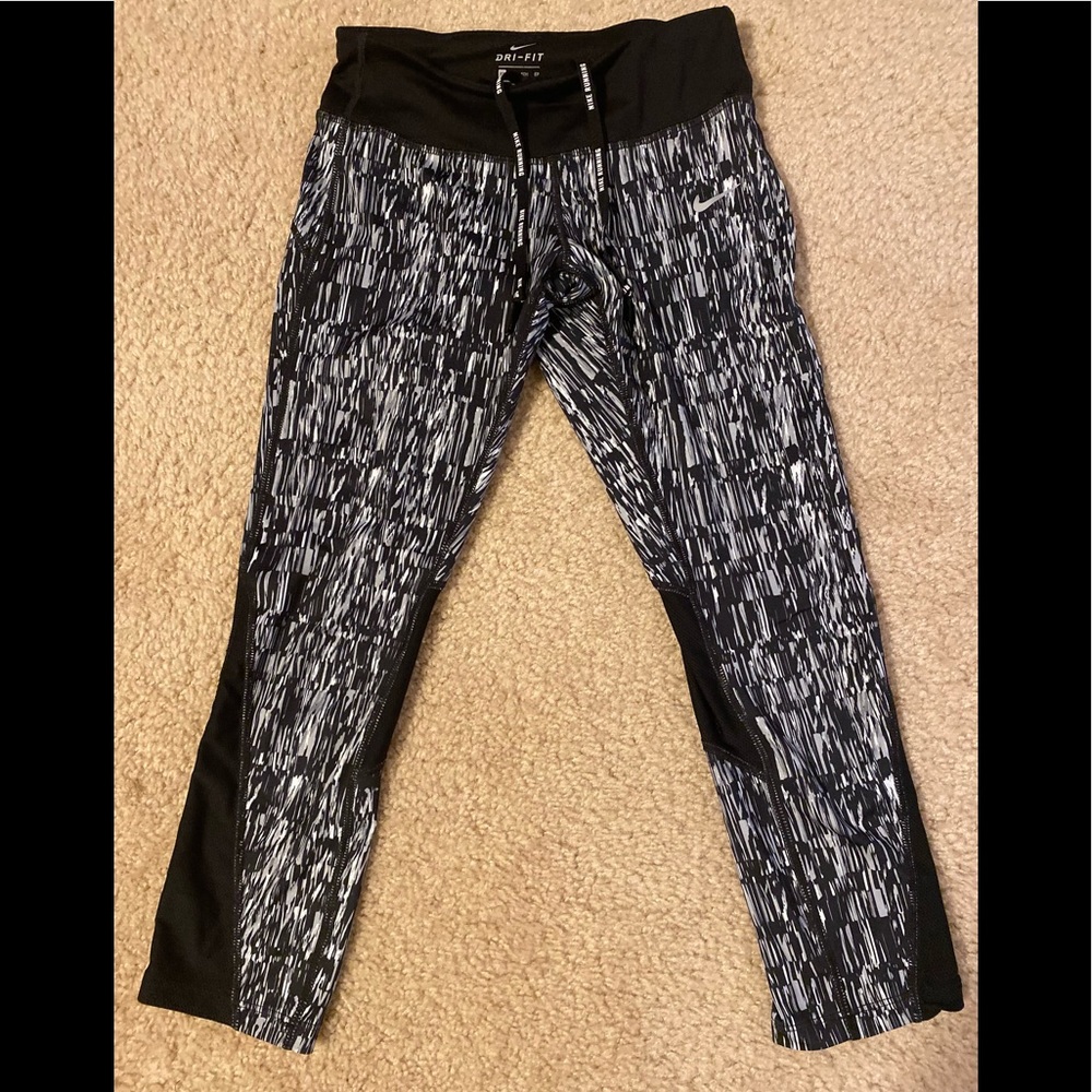 Nike Capri’s